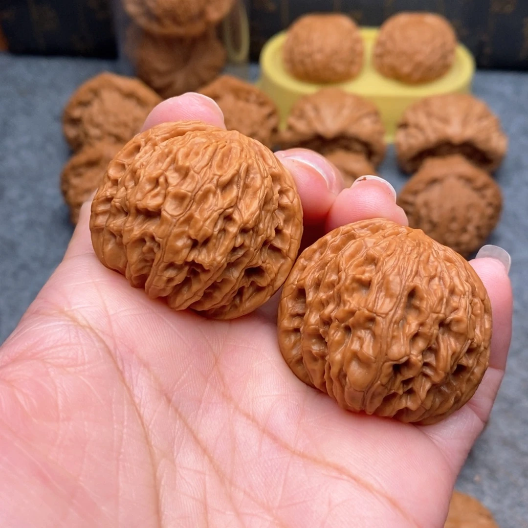 文玩核桃把件精品磨盘狮子头38.5全品