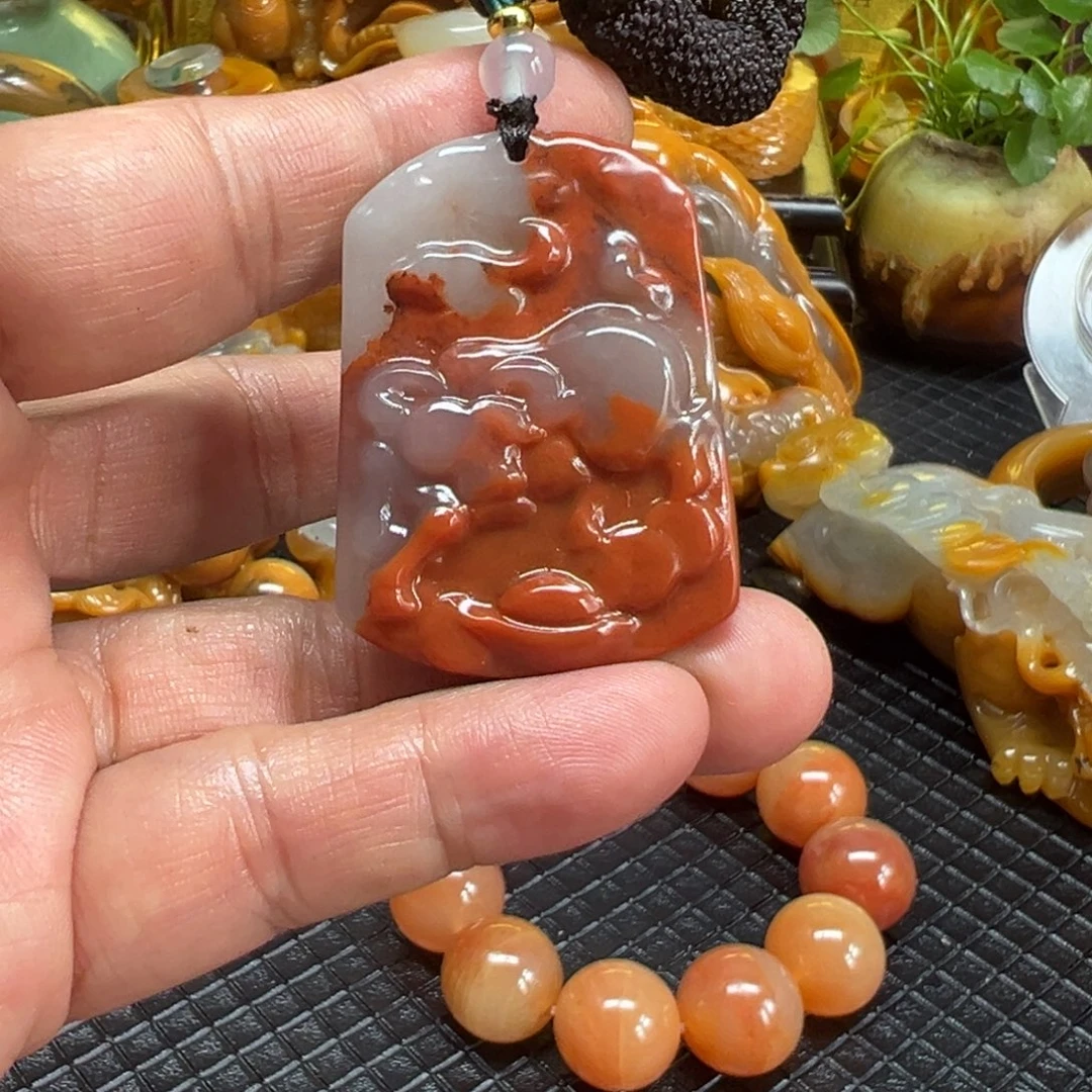石英质玉未镶嵌颈饰