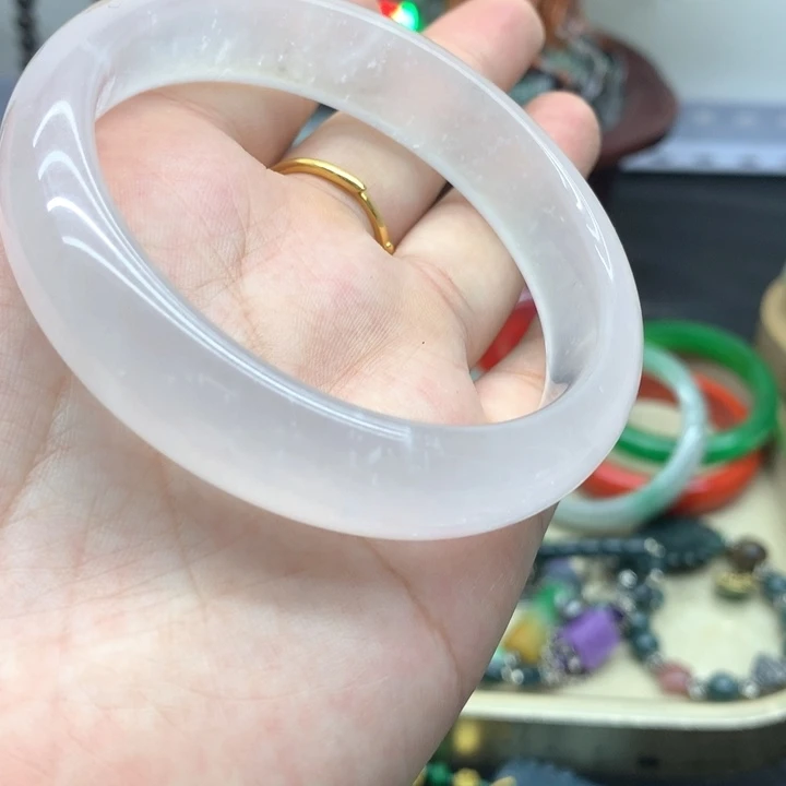 翡翠未镶嵌颈饰吊坠