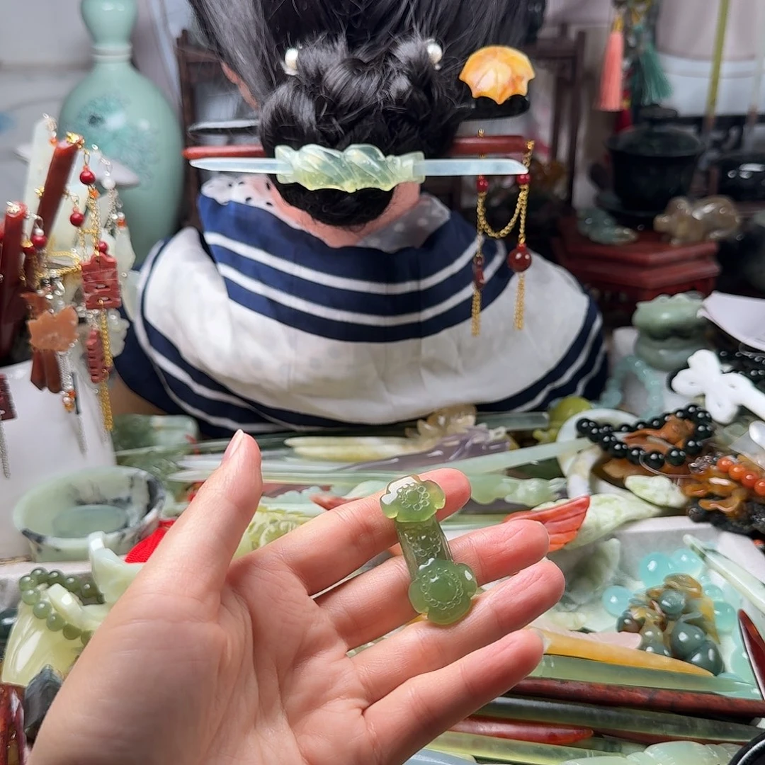 蛇纹石玉合金发饰
