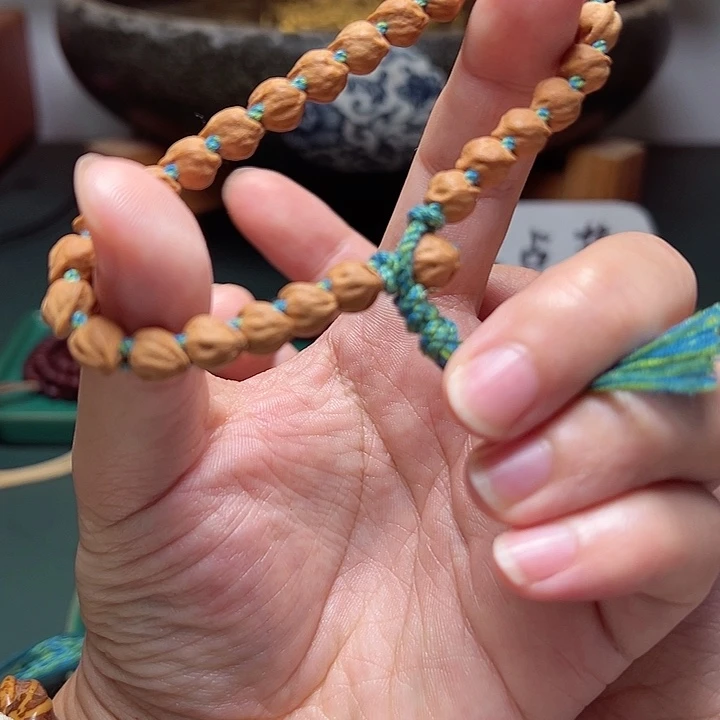 柏香籽/百香籽吊坠135.5