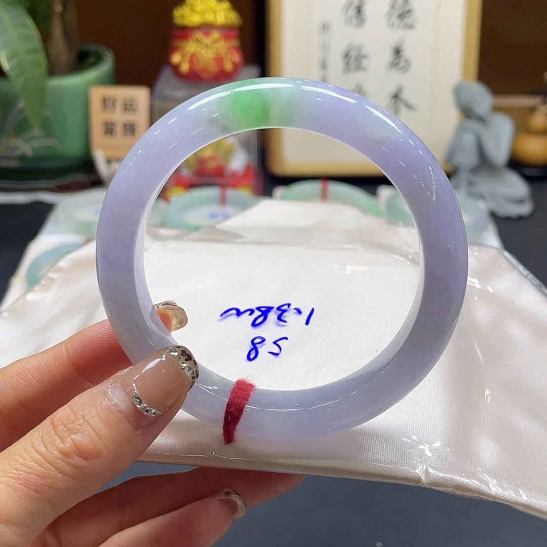 翡翠未镶嵌手镯6 号