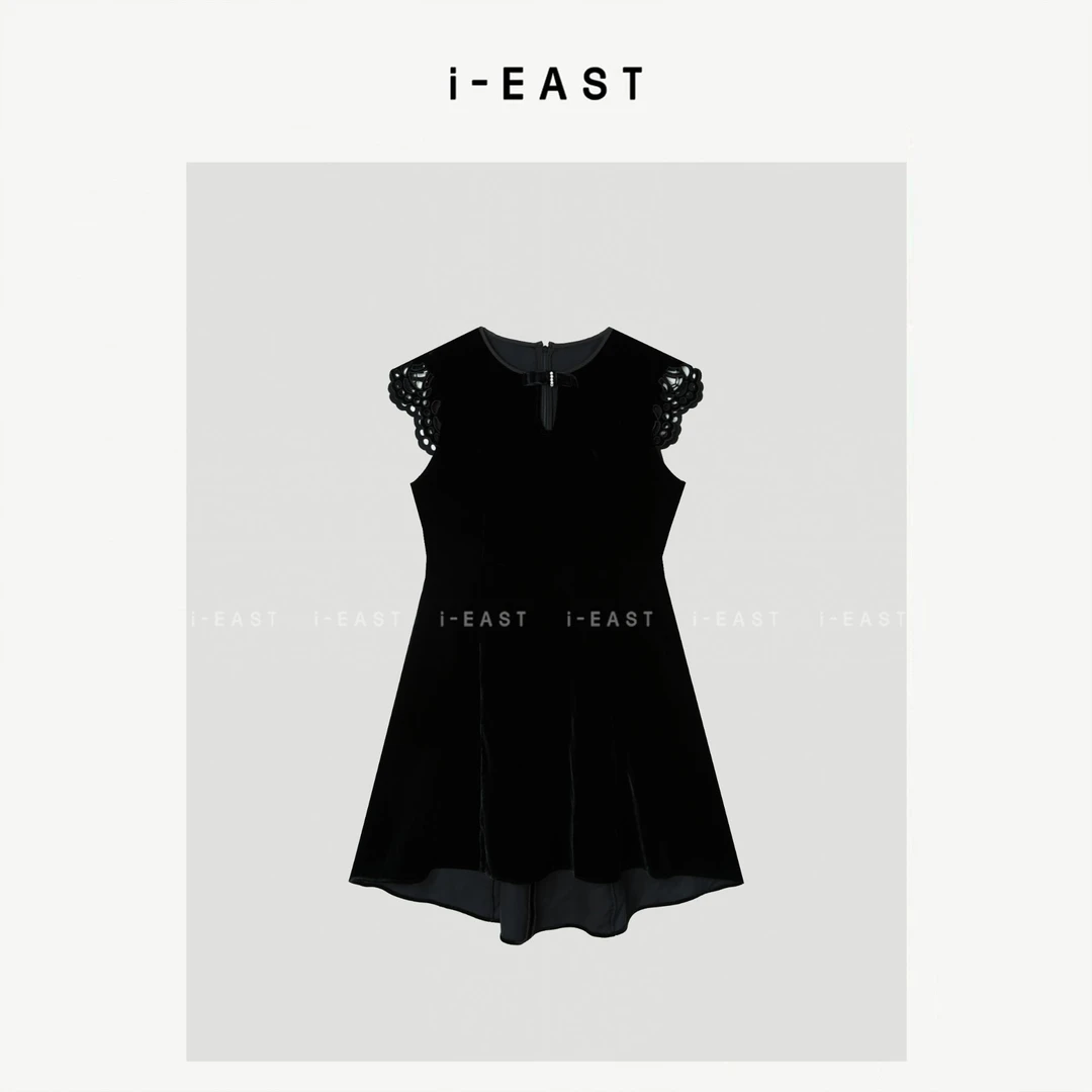 i-EAST 莫桑恋人~高级感绒绒镂空短袖连衣裙-5X Q14047