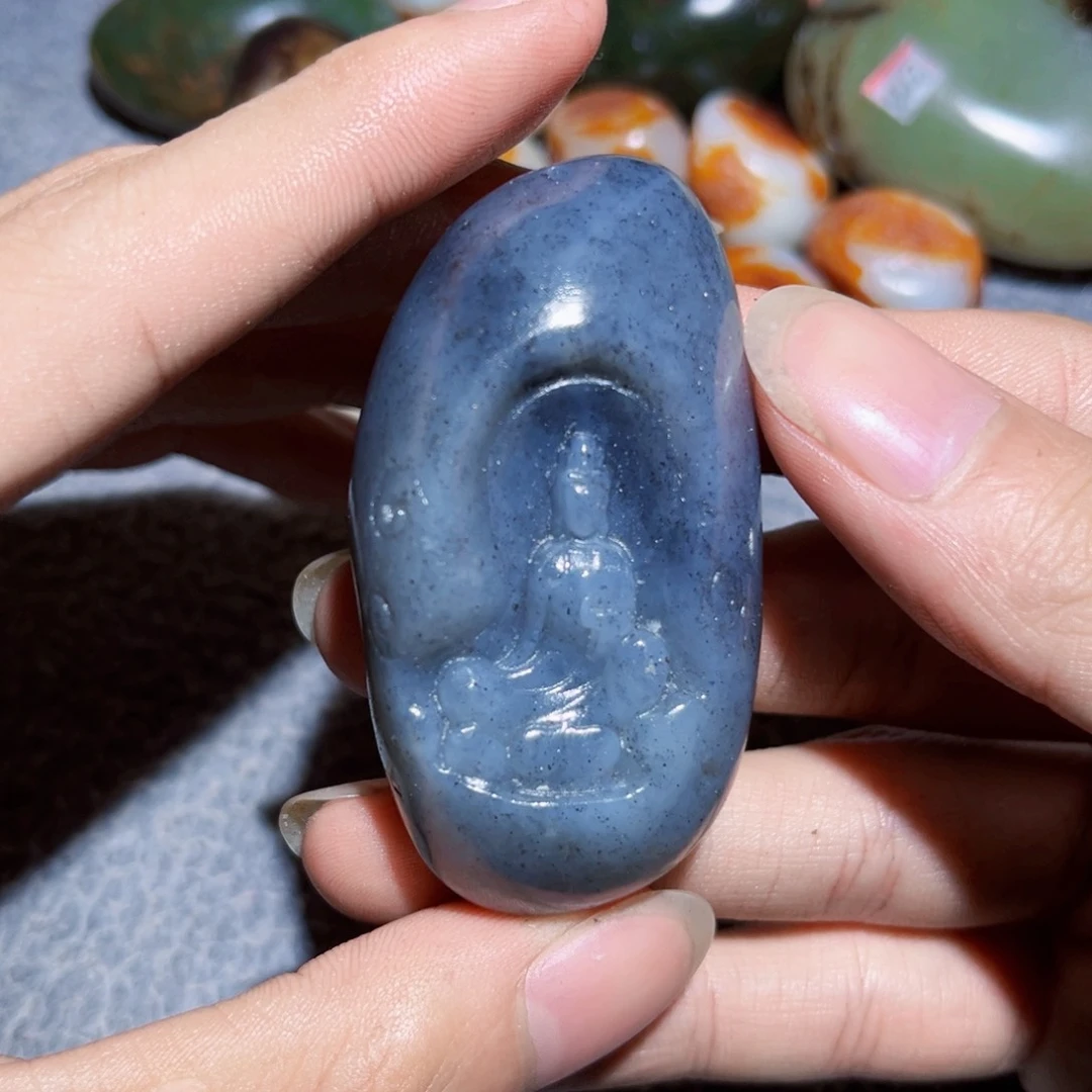 和田玉未镶嵌珠宝奇石