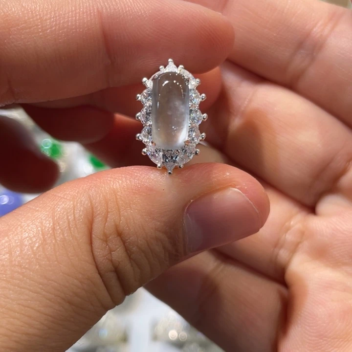 未镶嵌定制翡翠灵天然缅甸翡翠