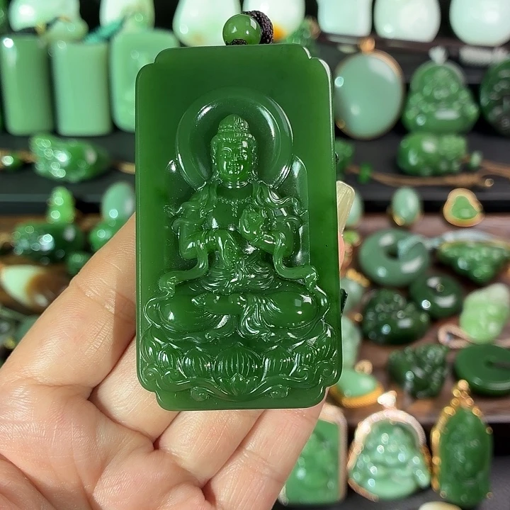 晓***波和田玉未镶嵌挂件