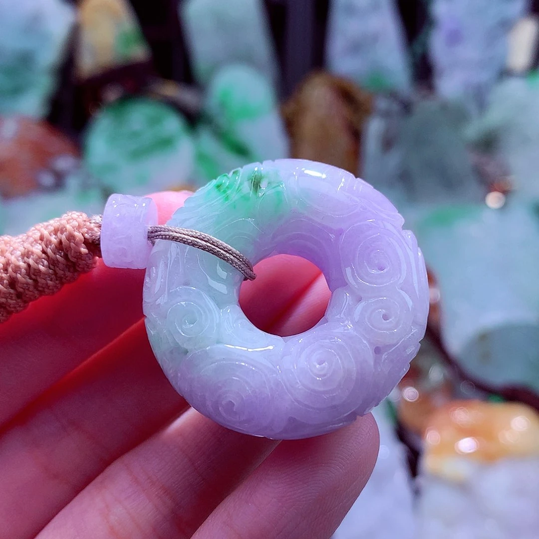 颈饰未镶嵌翡翠天然