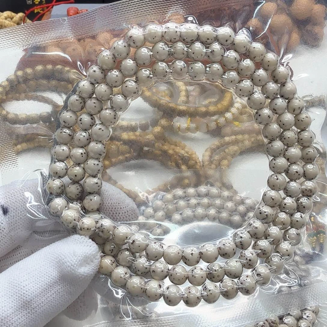 星月菩提手串12梵天冰白通体针尖星7左右108