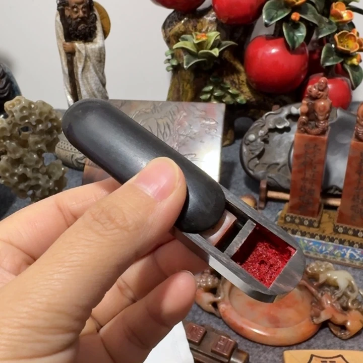 不***尘石材手工艺品摆件沙门