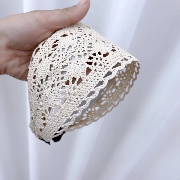 B679米杏色镂空宽发箍