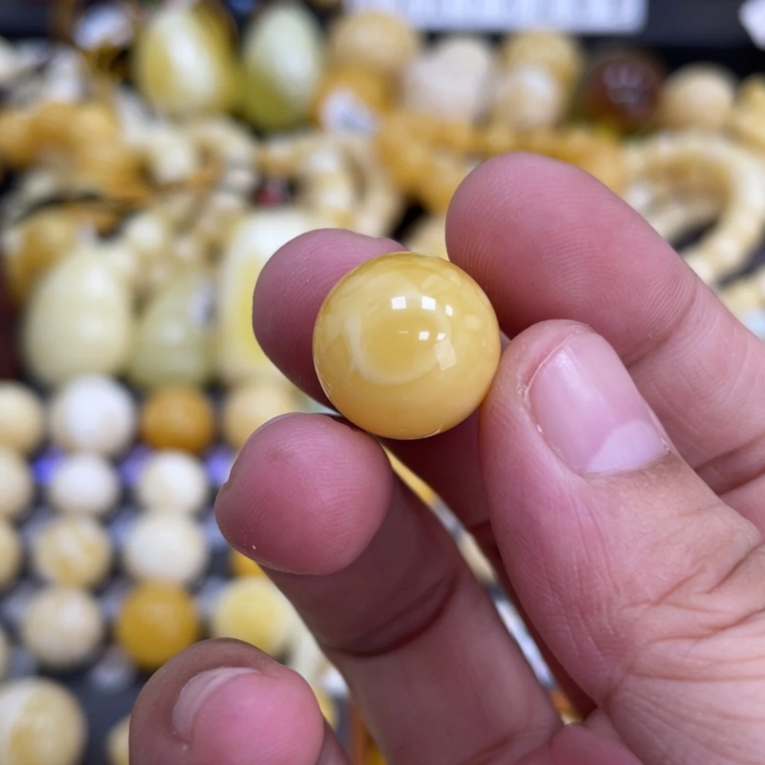 未镶嵌琥珀裸石15mm