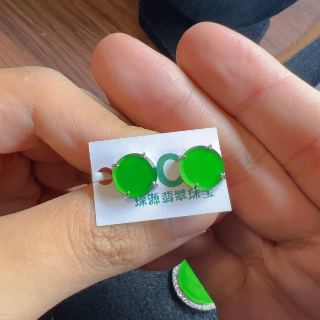 晨***@翡翠银S925镶嵌颈饰