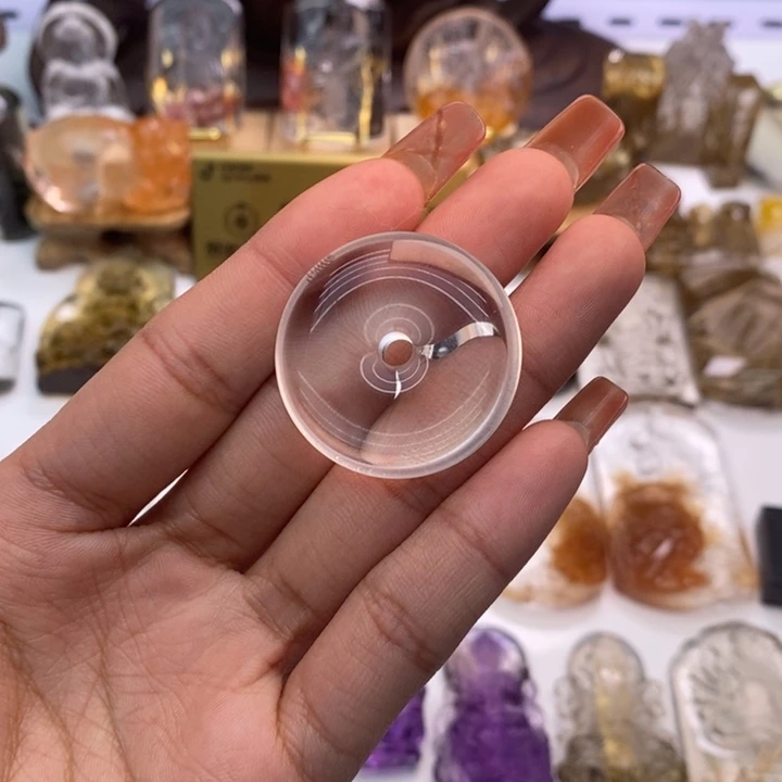 水晶颈饰未镶嵌君*