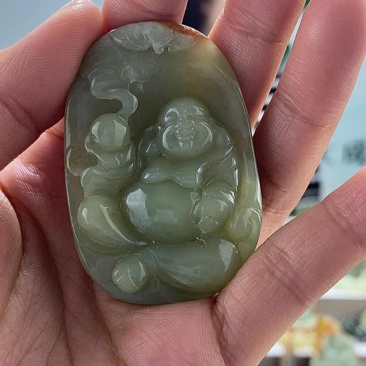 透闪石质玉挂件未镶嵌香****卷