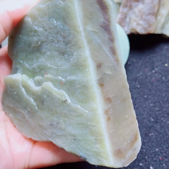未镶嵌和田玉（糖玉）珠宝半成品