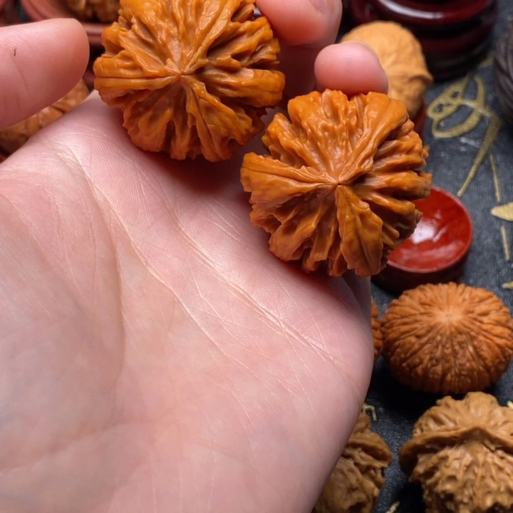 手***2吊坠文玩核桃三棱