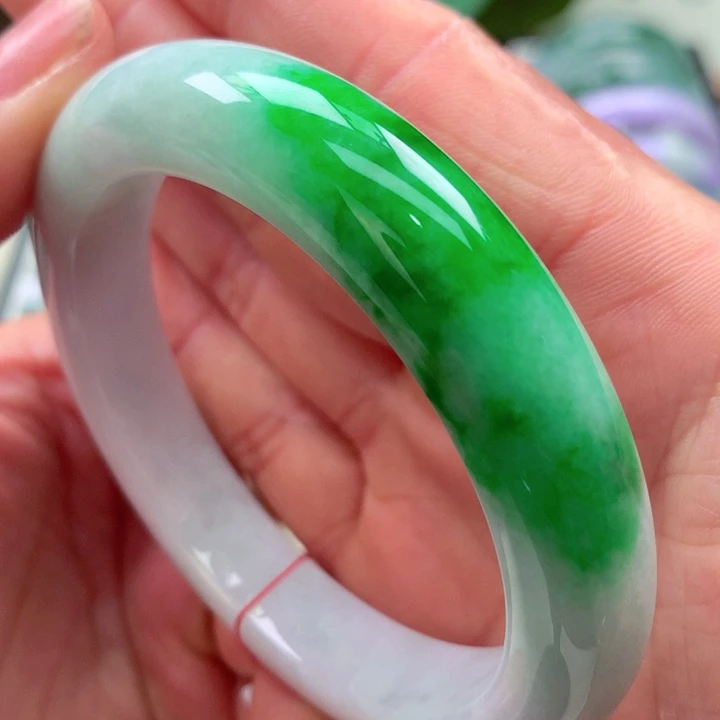 翡翠未镶嵌手镯天然翡翠手镯