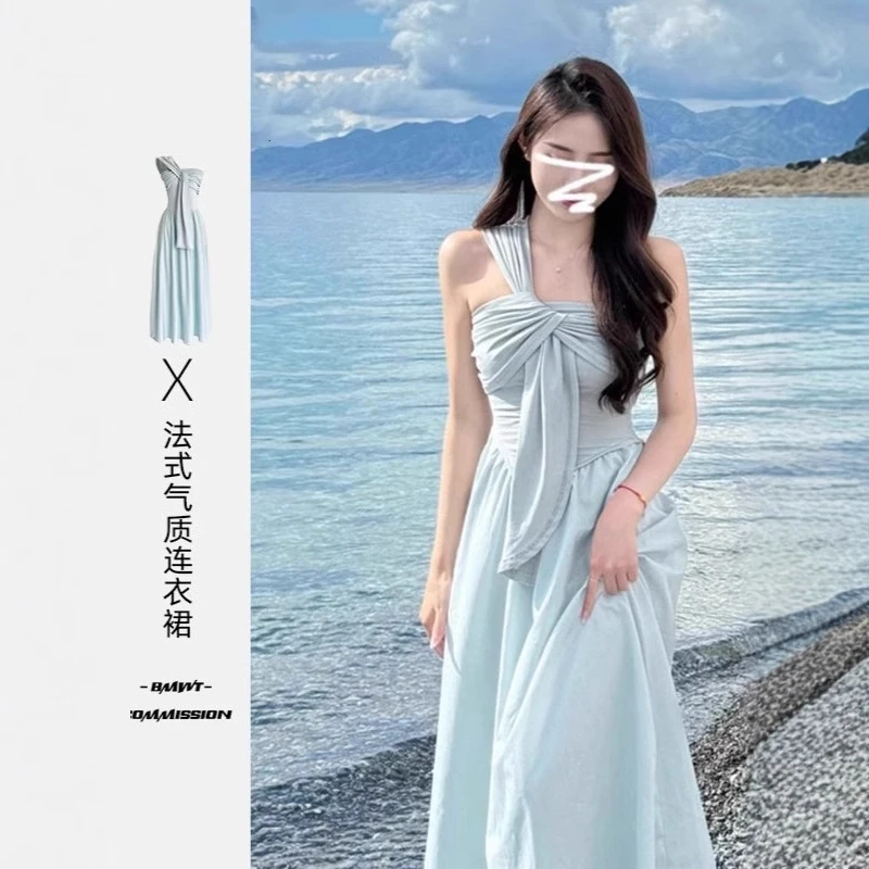 2025新款高级感不规则设计海边度假抹胸连衣裙子女夏法式气质长裙