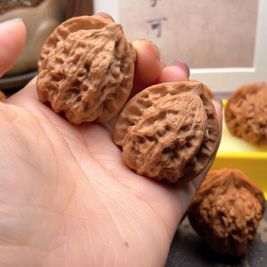 吊坠文玩核桃39梨木台