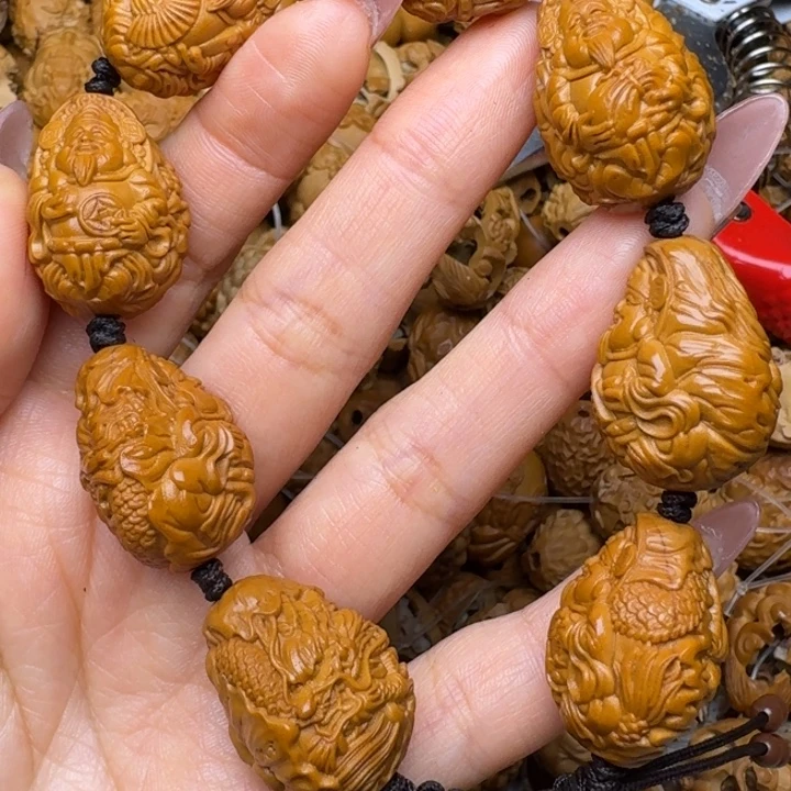 橄榄核手串/手链九龙财神