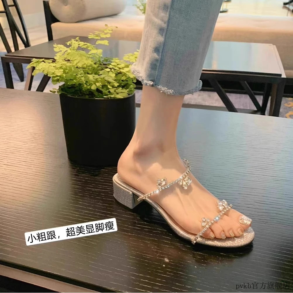 谁穿谁好看~夏季新款一字带露趾平底拖鞋女正品水钻高跟凉鞋单鞋