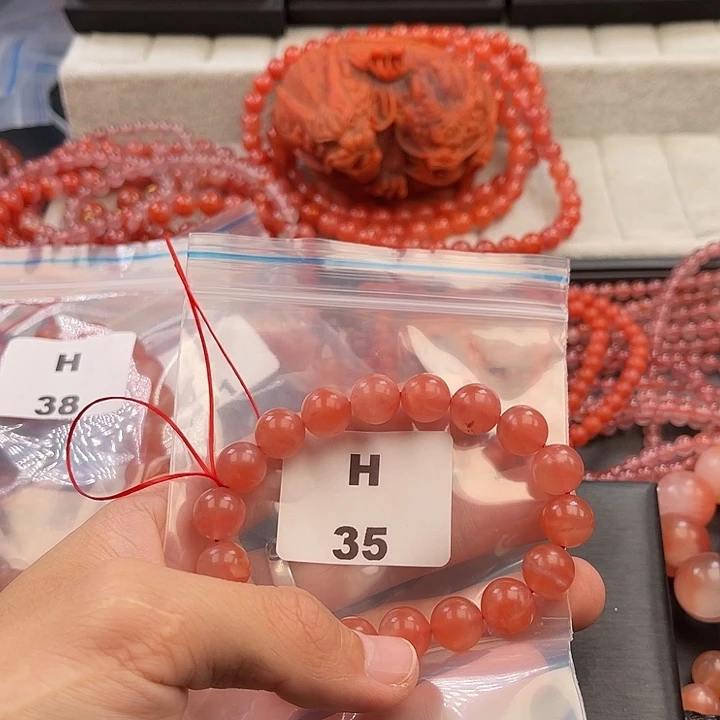 南红玛瑙未镶嵌多样性发货默认微瑕称重10mm