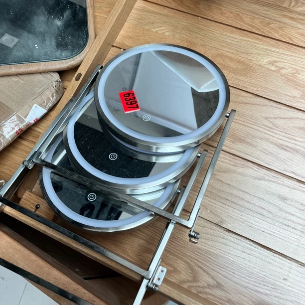 镜子瑕疵无售后一号6397