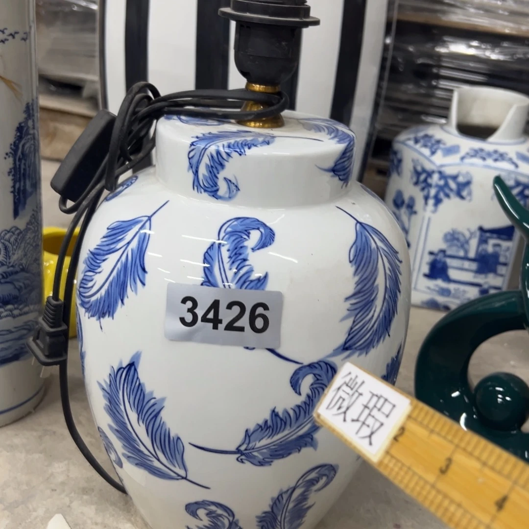 微瑕青花瓷器值得厚爱