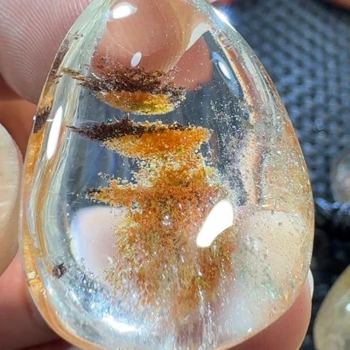 水晶吊坠(不含链)未镶嵌仁**空