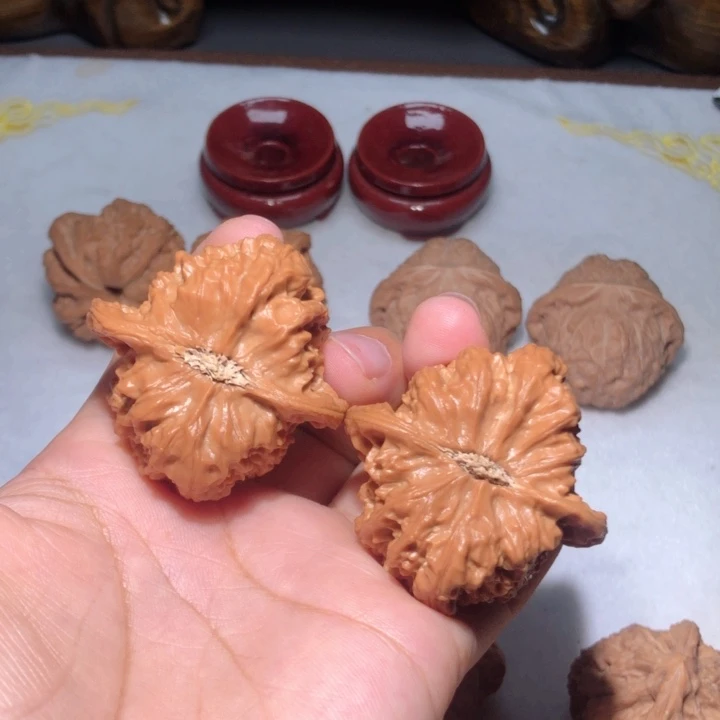 灰***机把件文玩核桃44火焰马蹄