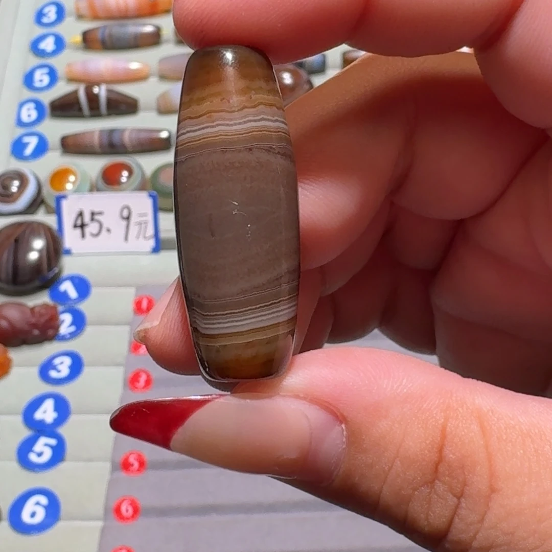 I****玛瑙/玉髓未镶嵌珠宝半成品