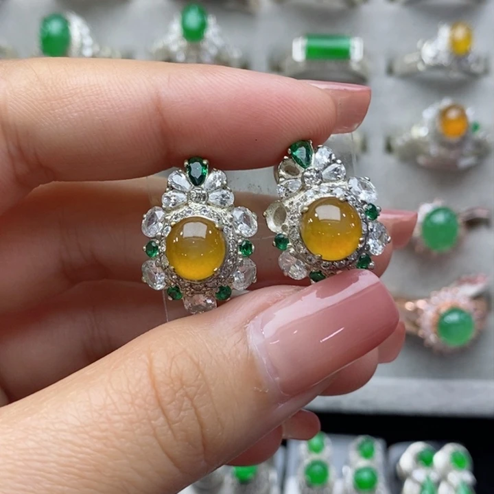 翡翠戒指未镶嵌蛋面