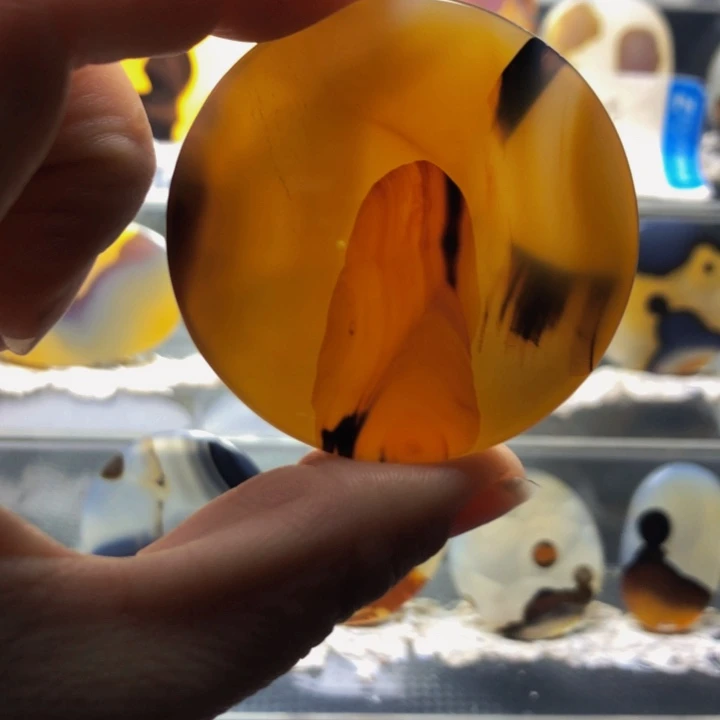 合金玛瑙/玉髓珠宝奇石43