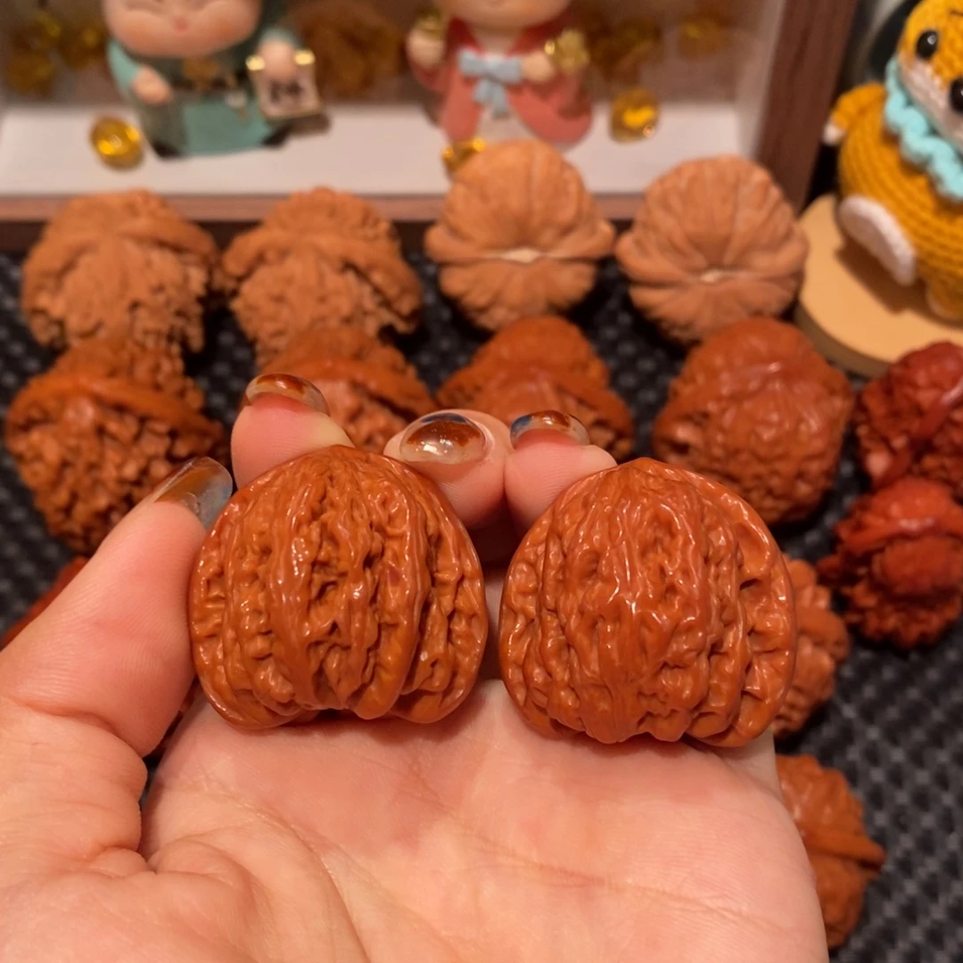 吊坠桃核32.2密纹，1035