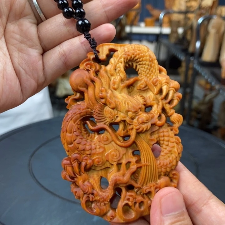 柏木（崖柏）手把件龙牌