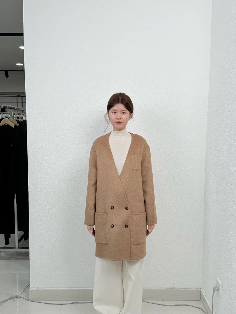 【山羊绒】20%山羊绒中长款女时装新款v领羊绒大衣8020