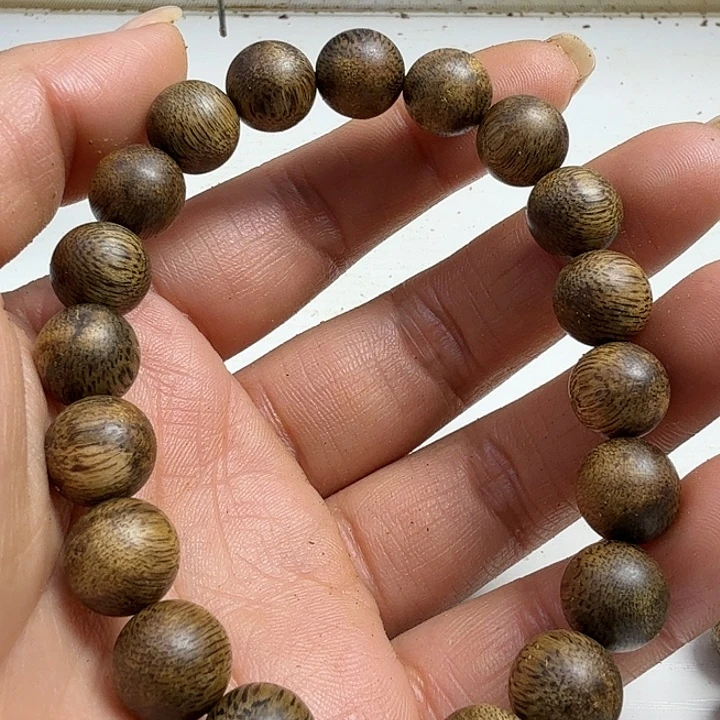 手串沉香乌身1.0规格7克+