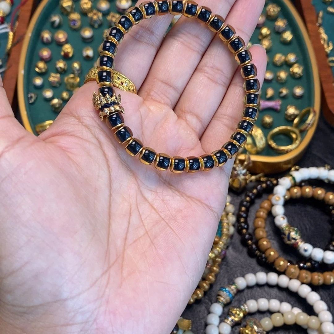 手链足金镶嵌合成（培育）蓝宝石