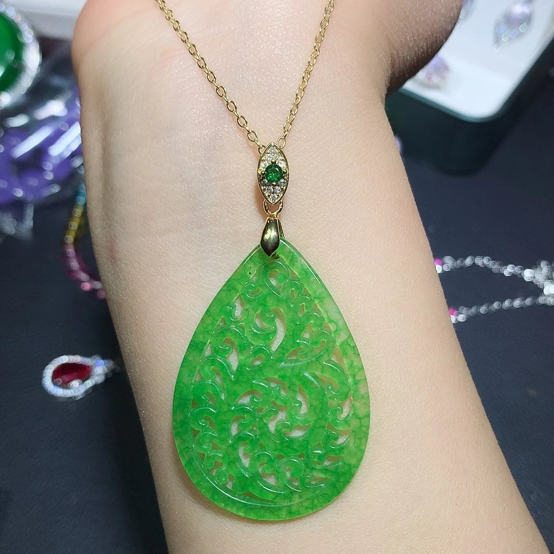 铜合金绿色水滴吊坠