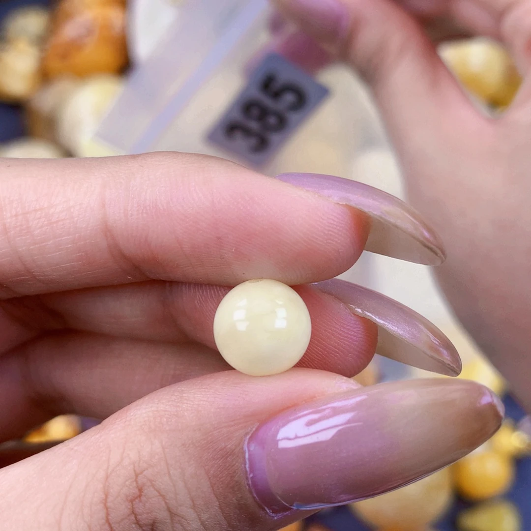 琥珀未镶嵌珠宝奇石1.0