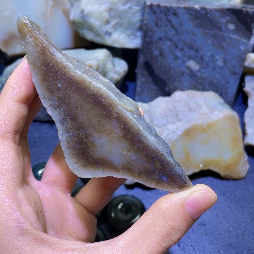 和田玉未镶嵌珠宝半成品