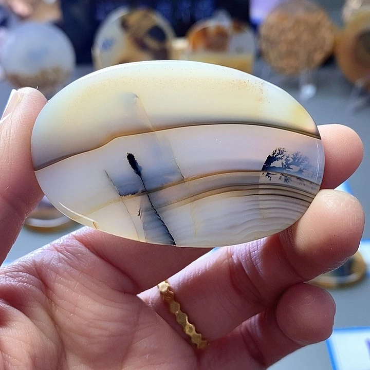 玛瑙/玉髓未镶嵌珠宝半成品