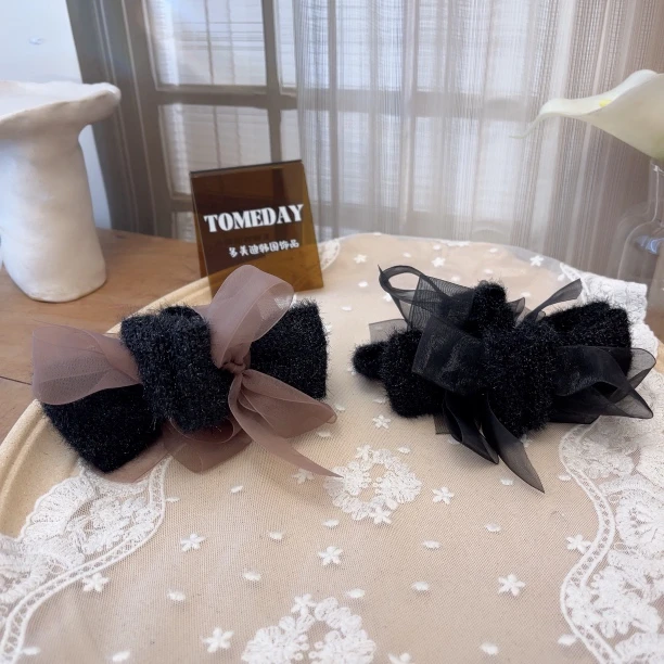 W1412韩系气质精致百搭轻奢秋冬氛围香蕉夹