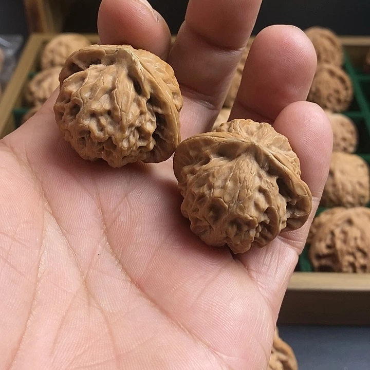 文玩核桃把件文玩核桃宫灯小尺寸