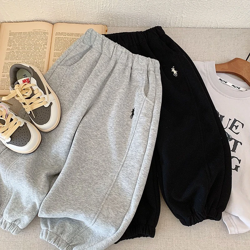 韩系订单款2025秋季新款潮宝战马刺绣束脚运动卫裤/男女宝中性风