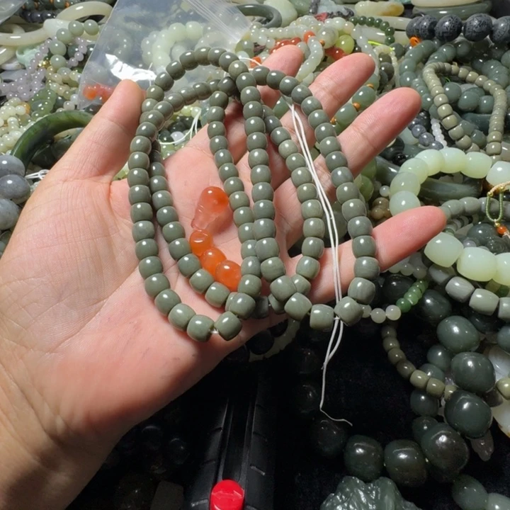 独***子未镶嵌手串和田玉8