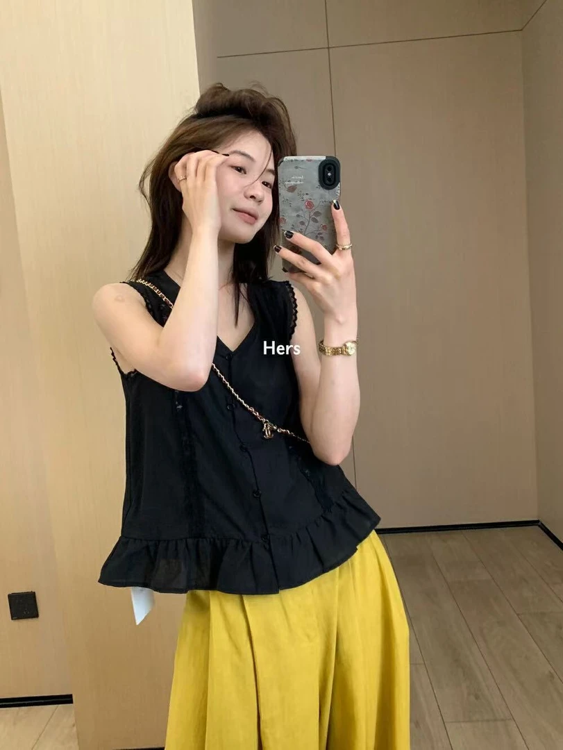 【全额运补】020蕾丝花边V领无袖小衫背心女宽松显瘦百搭气质上衣