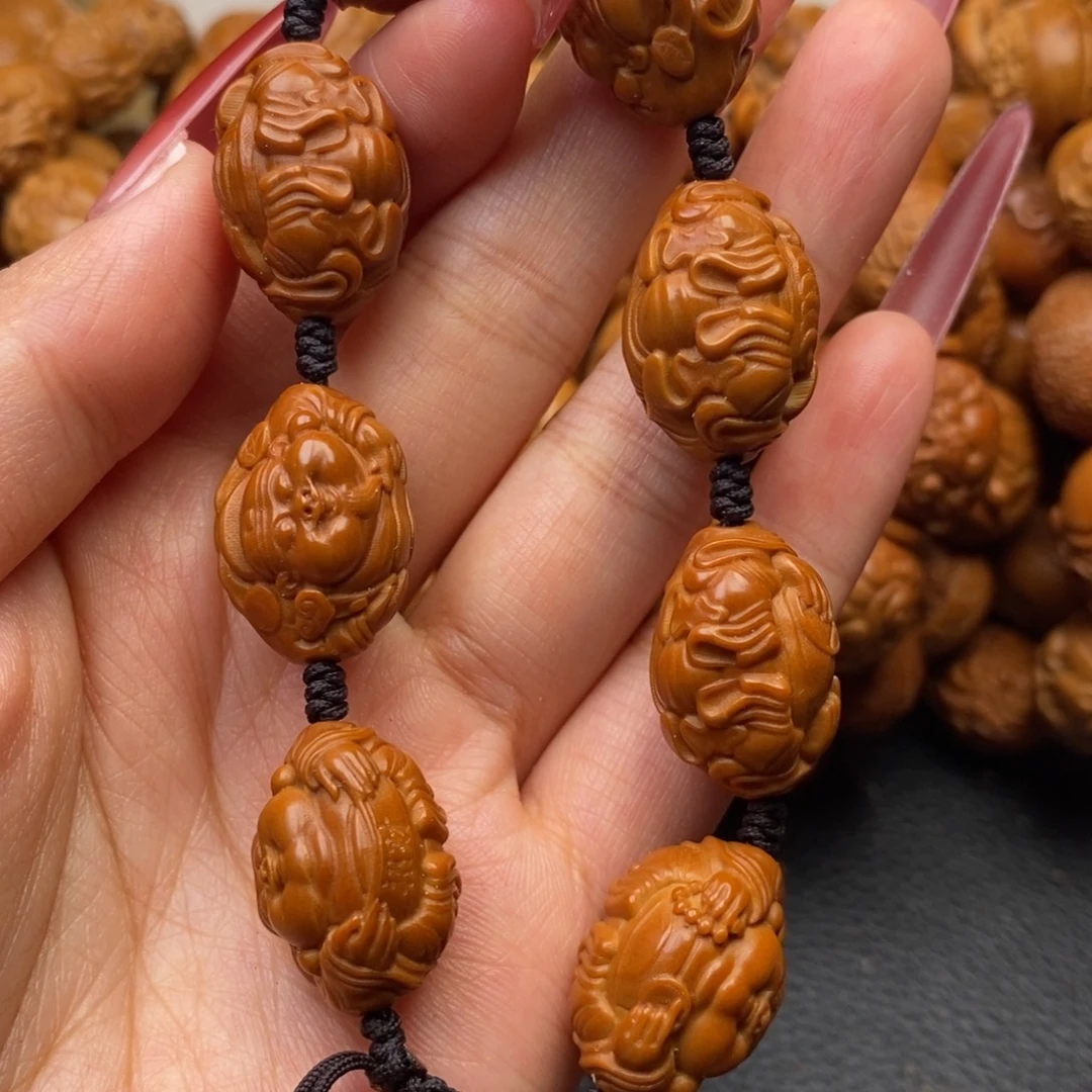 橄榄核手串横财神