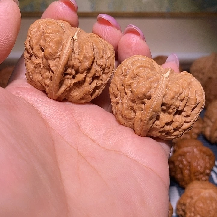 文玩核桃把件38金蟾凹底