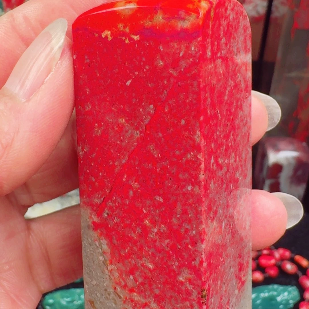 昌化鸡血石昌化鸡血石印章